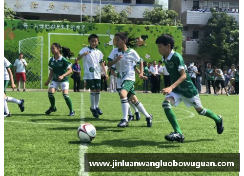 JN江南体育足球星在失去亲人后重拾梦想的感人故事与坚持之路 - 副本